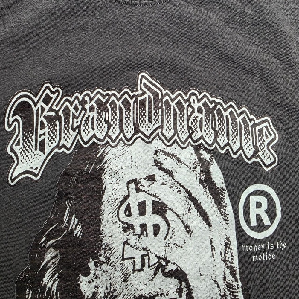 Brandname Money Is The Motive Graphic Tee - Picture 3 of 8